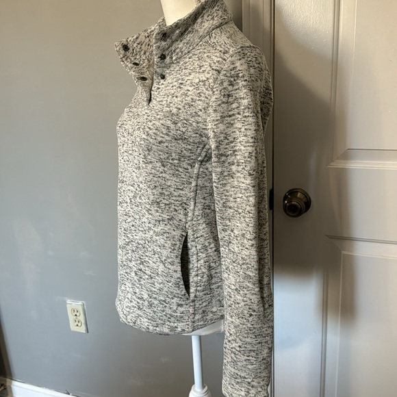 Kyodan Fleece lined pullover in small - Picture 2 of 6
